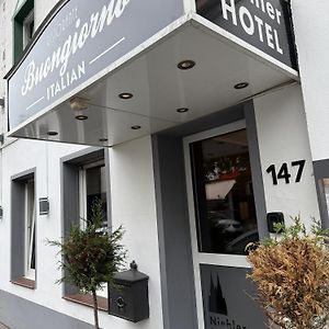 Niehler Hotel